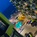 Sim Seaside