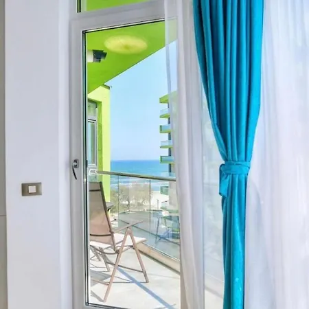 Daire Sim Seaside Navodari