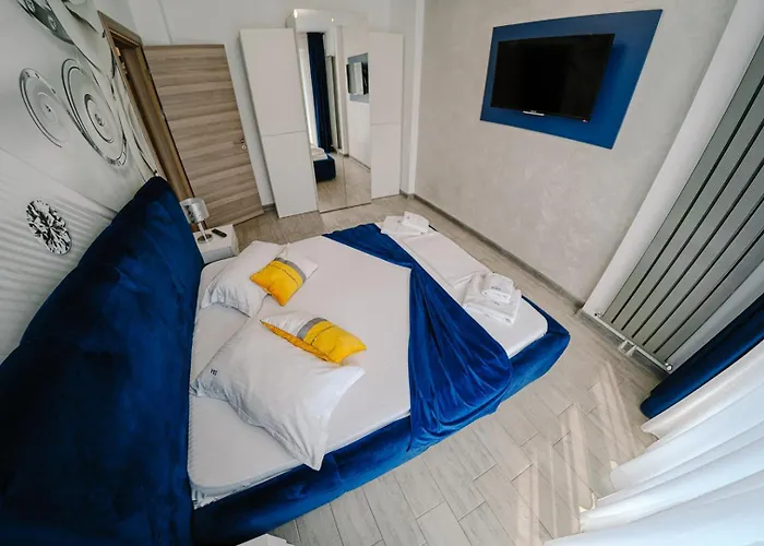 Sim Seaside Daire Navodari